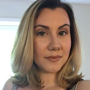 Meet your Posher, Natasha